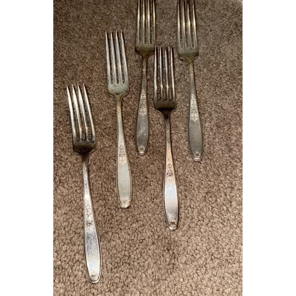 Rogers Bros 1847 Ambassador Silverplate Set of Five Dinner Forks